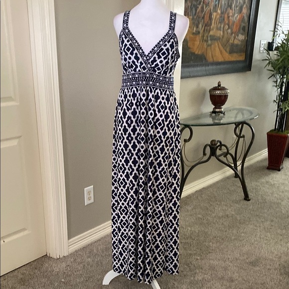 INC International Concepts Navy and White Patterned Sleeveless Maxi Dress size M - Picture 3 of 8